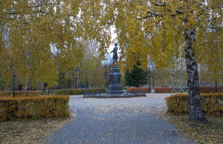 Петровский сквер Петровский сквер
